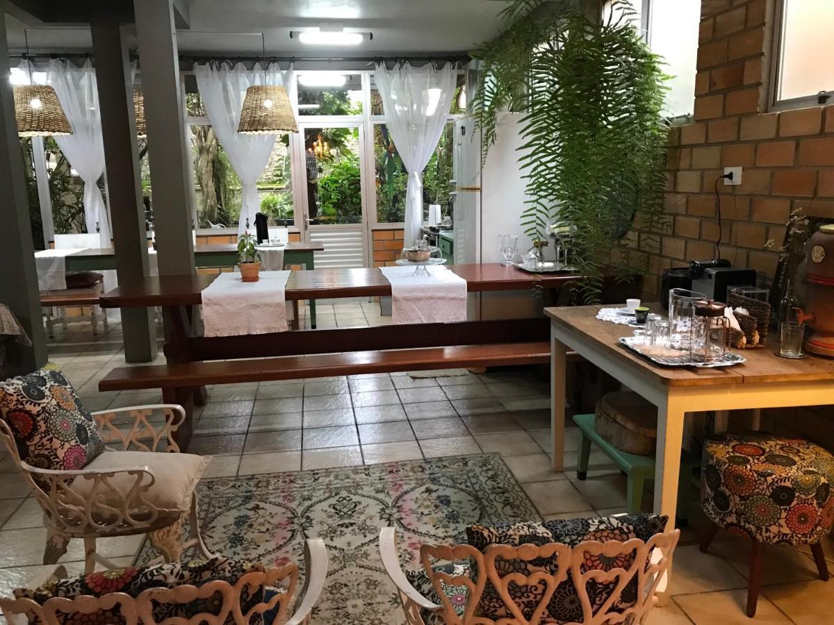 Casa Dona Hilda Homestay Blumenau